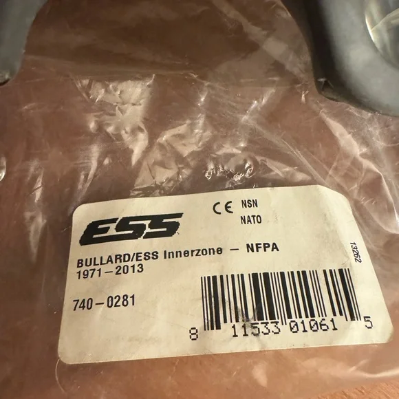 Black safety Goggles - Picture 2 of 4